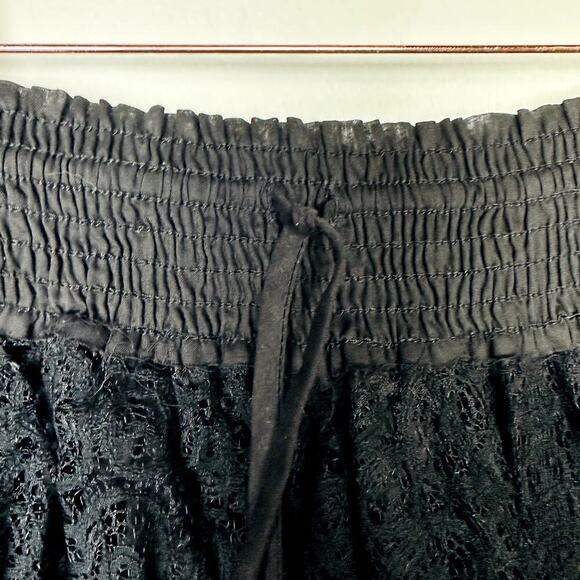 Free People Black Lace Elastic Waist with Tie Mini Skirt Size Small - Picture 2 of 5